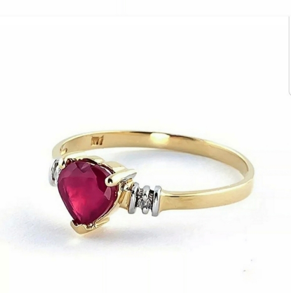 *Sale* New Heart Shaped Gemstone 18kt Gold Ring. - Picture 4 of 4